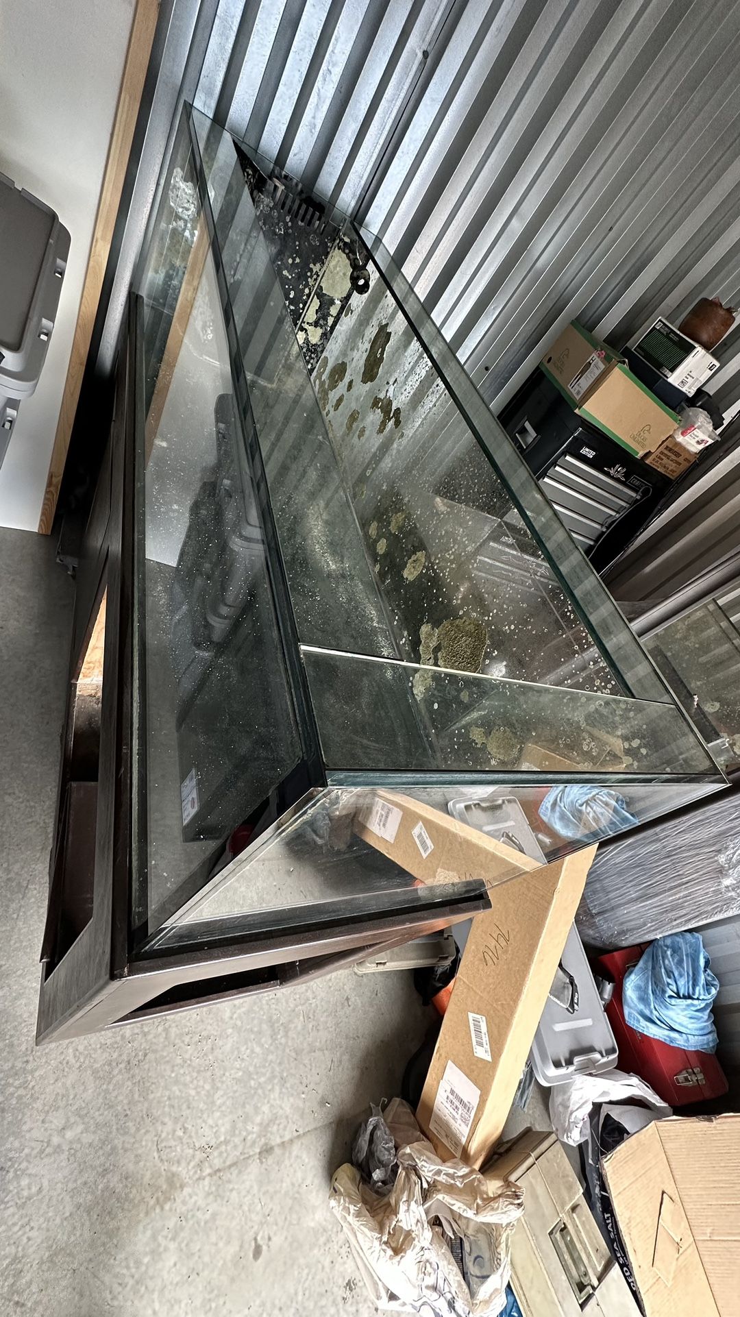180 Gallon 6’x2’x2’ Peninsula Reef Aquarium