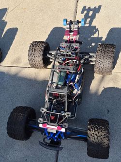 TRAXXAS electric race car