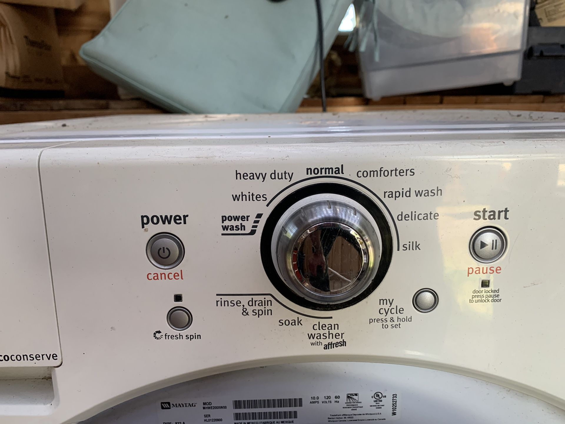Pending Maytag 2000 series front loading washing machine for Sale in