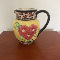 Vintage vase/pitcher