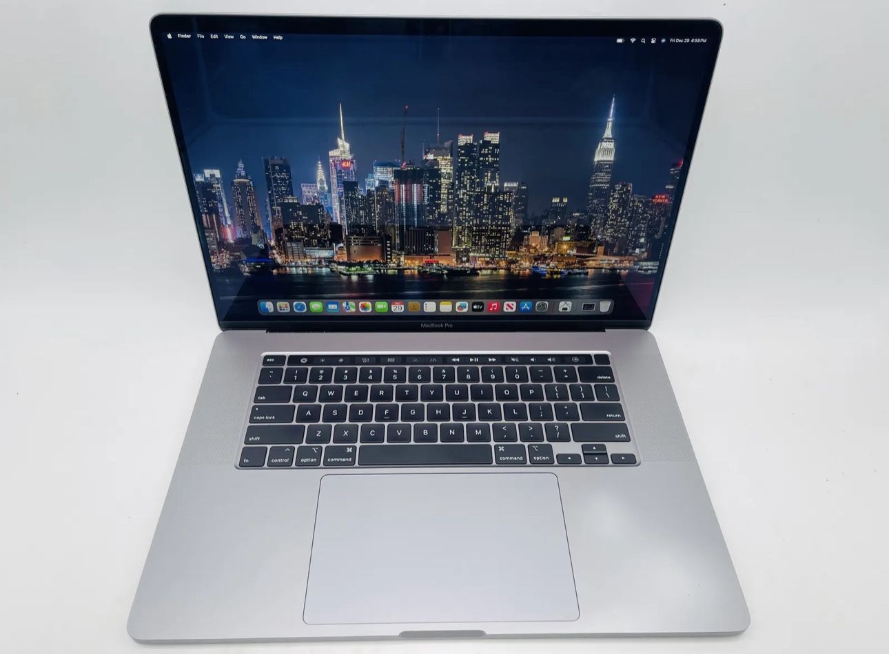 MacBook Pro 16” 2.6ghz i7 16gn Ram 500gb