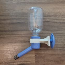 No-Drip Dog Water Bottle/Feeder for Dogs/Cats