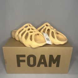 Yeezy 450 Slides for Sale in Fort Lee, NJ - OfferUp