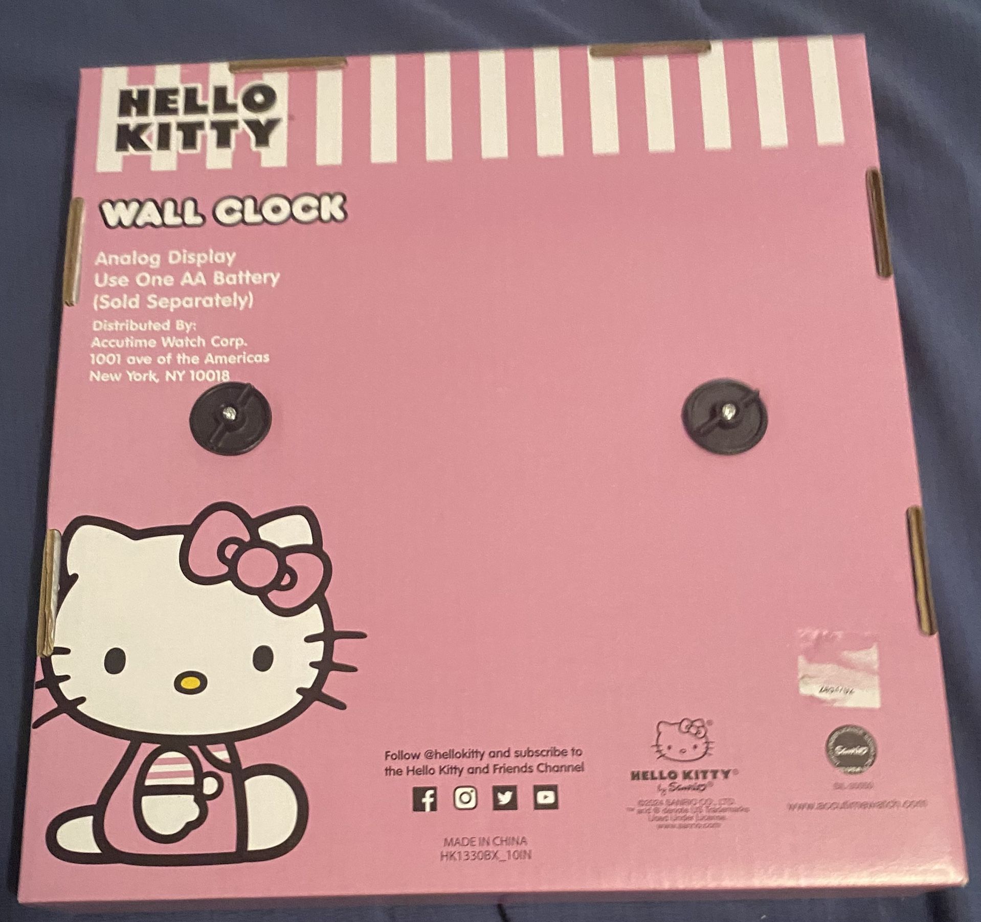 Hello Kitty Clock