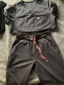 Figs set xs top s/p bottoms