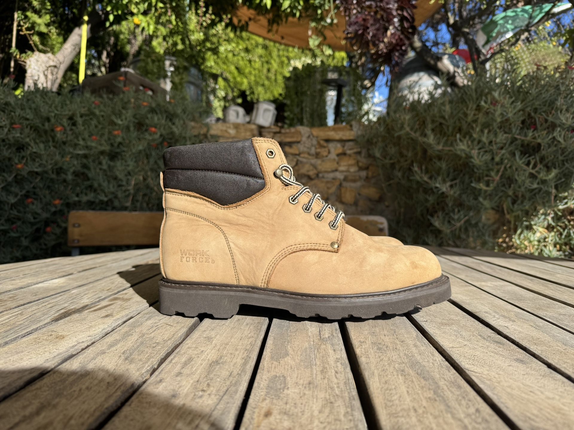 Men’s Steel Toe Work Force Boots Size 11