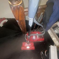 Kenmore Vacuum Cleaner