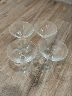 4 Martini Glasses