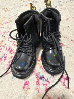 Toddler Dr Martens toddler size 8