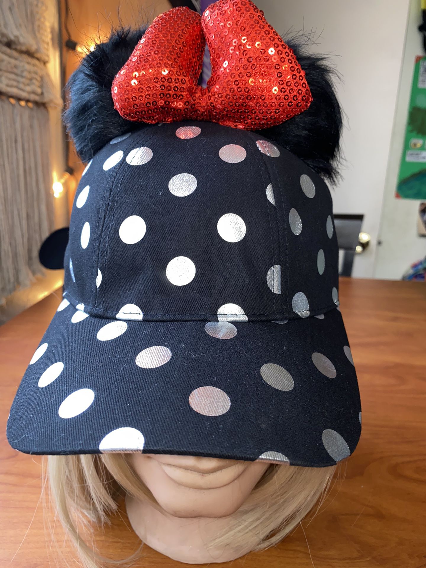 Disney Parks Minnie Mouse Pom Pom Polka Dot Sequin Bow Black Baseball Hat  for Sale in San Diego, CA - OfferUp