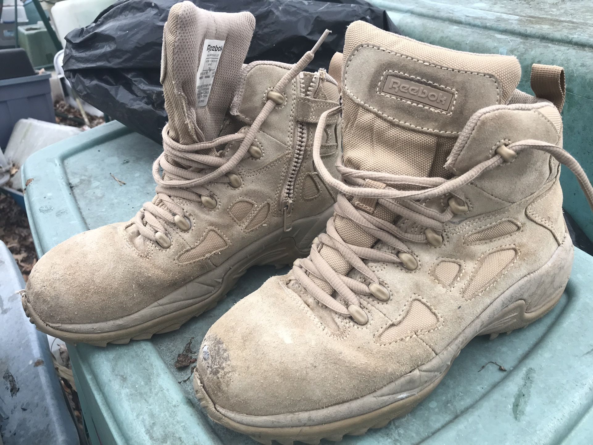 Very Nice Reebok Leather Work Boots Zip Up Sides And Lace See All Pictures For Size Only $25