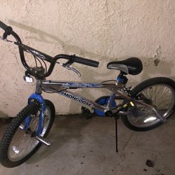 Mongoose Ripcord children’s BMX Bike