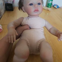 Andrea Arcello Infant Baby Girl Boy Reborn 16” Realistic Doll Blue Eyes Br Hair