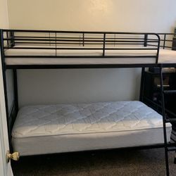 Twin Bunk Bed With Mattresses 