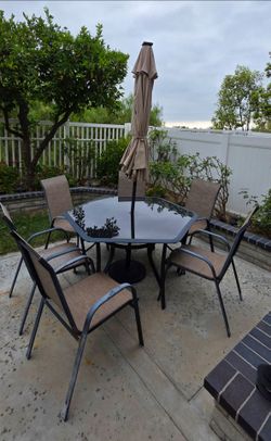 6 seated backyard patio set with Light Beige umbrella all for just $99!!!"


PLEASE CONTACT ME FOR MOVING SALE INCLUDING FURNITURE AND MANY MORE ITEMS