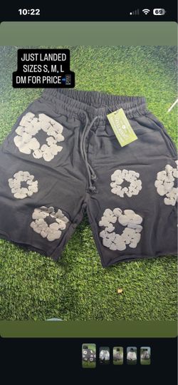 Denim tear shorts (black)