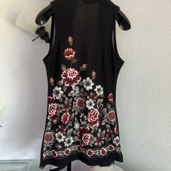 Moving, Women’s Vest Size L  / Like New