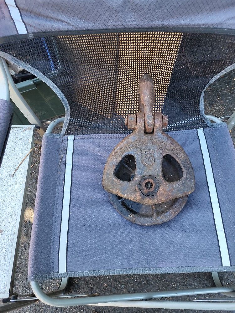 Pully Made By Washington Iron Works Best Offer