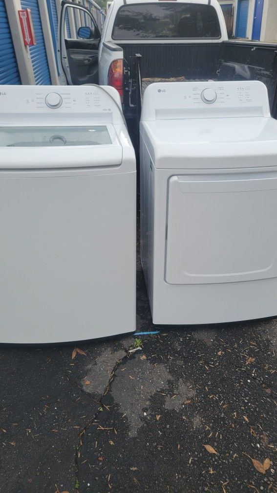 LG HE WASHER GAS DRYER SET PRACTICALLY NEW CAN DELIVER ANYWHERE