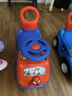 Toddler Ride on both with Batteries All Working $15
