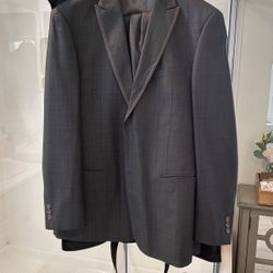 Men’s Suit