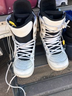 Snow Boots