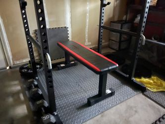 Cap Strength Weight Bench.