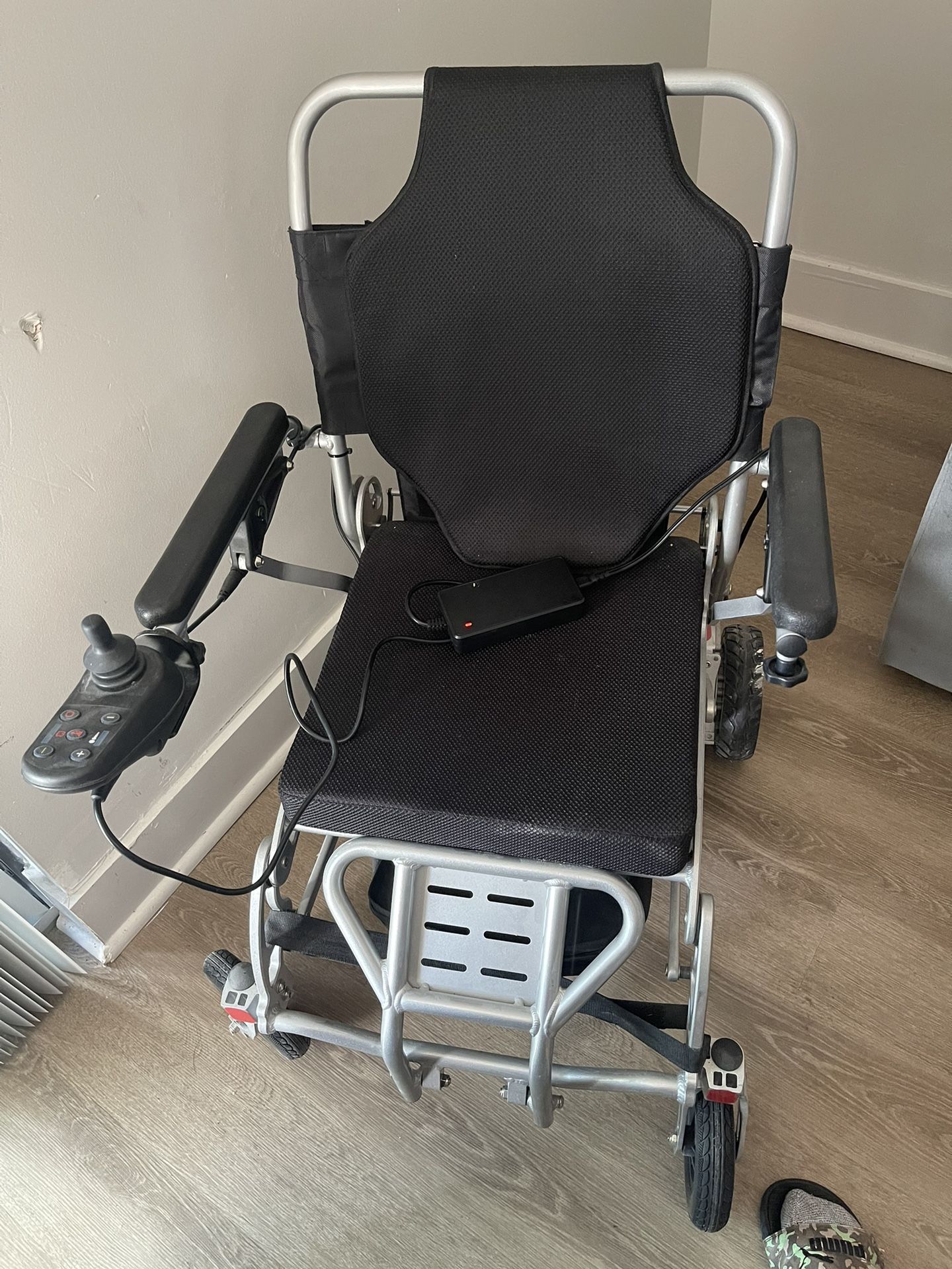 Electric Wheelchair