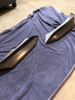 F80 F82 M3 M4 Carbon fiber Upper fangs V2 style
