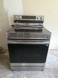 Estufa eléctrica Samsung de acero inoxidable