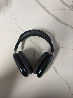 Apple AirPods Max 2 Headphones Midnight