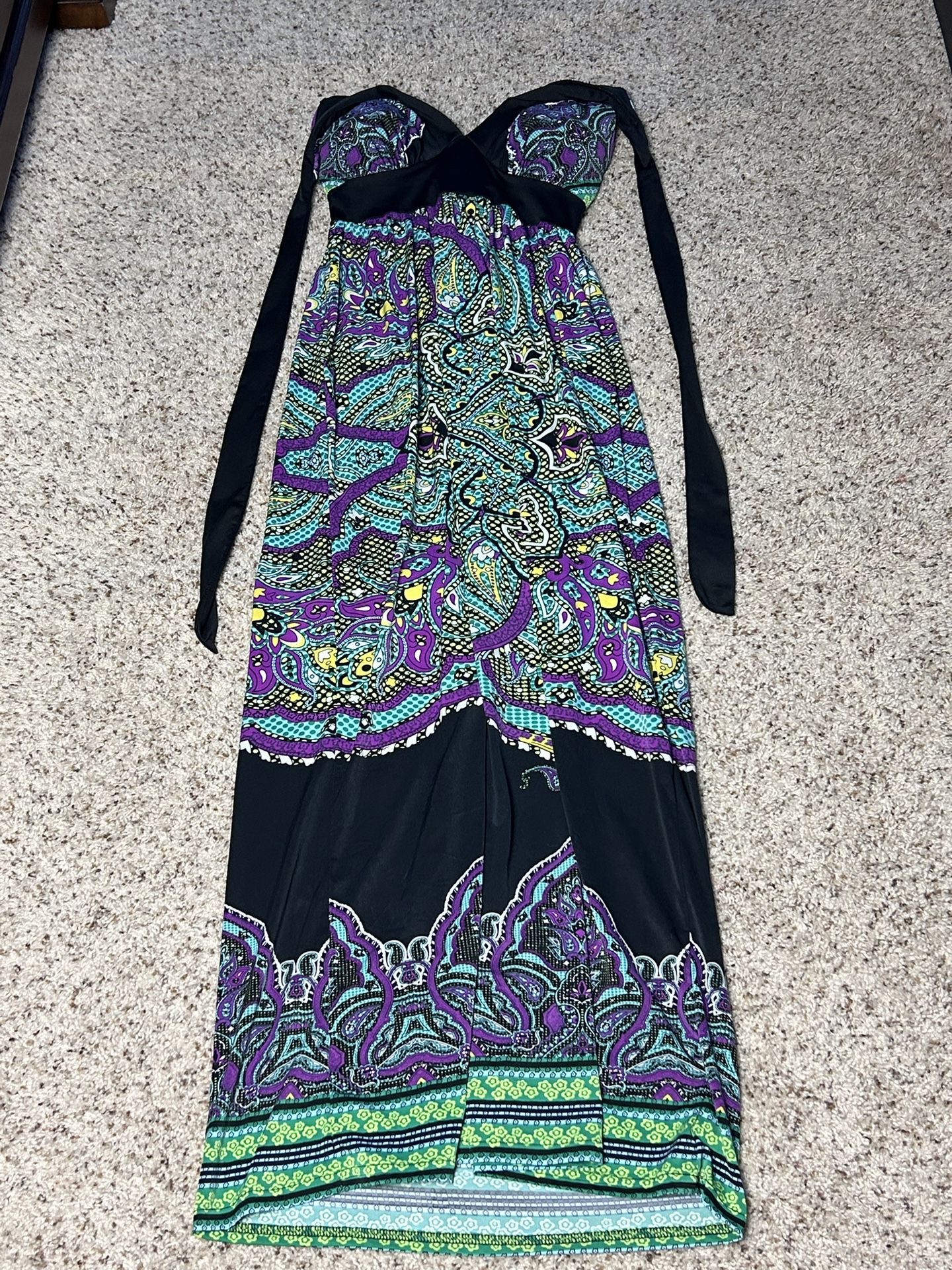 Alyn Paige Dress size M