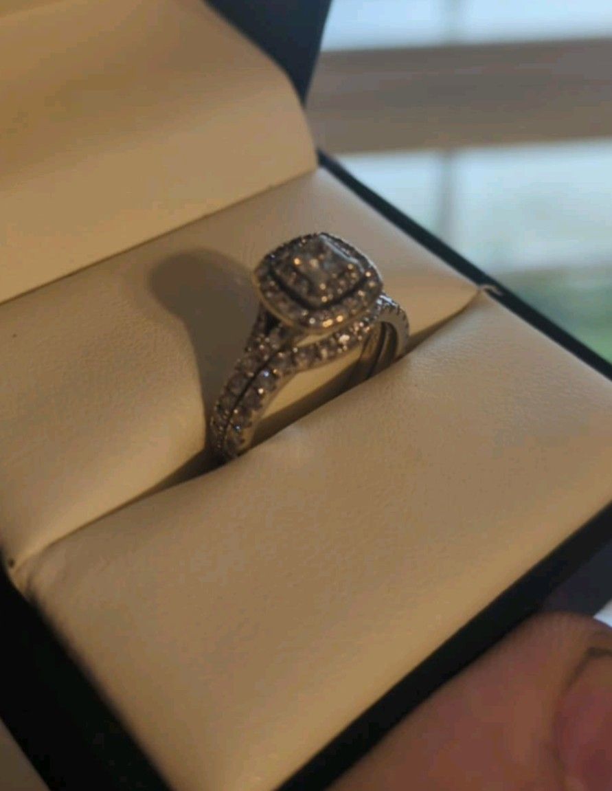 Kay Diamond Ring