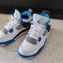 Air Jordans 4 Retro 