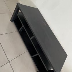 TV Stand (Table)