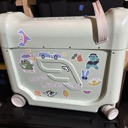 Jetkids Mint Green with Backpack