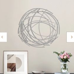 Silver Metal Abstract Swirl Round Wall Art Decor