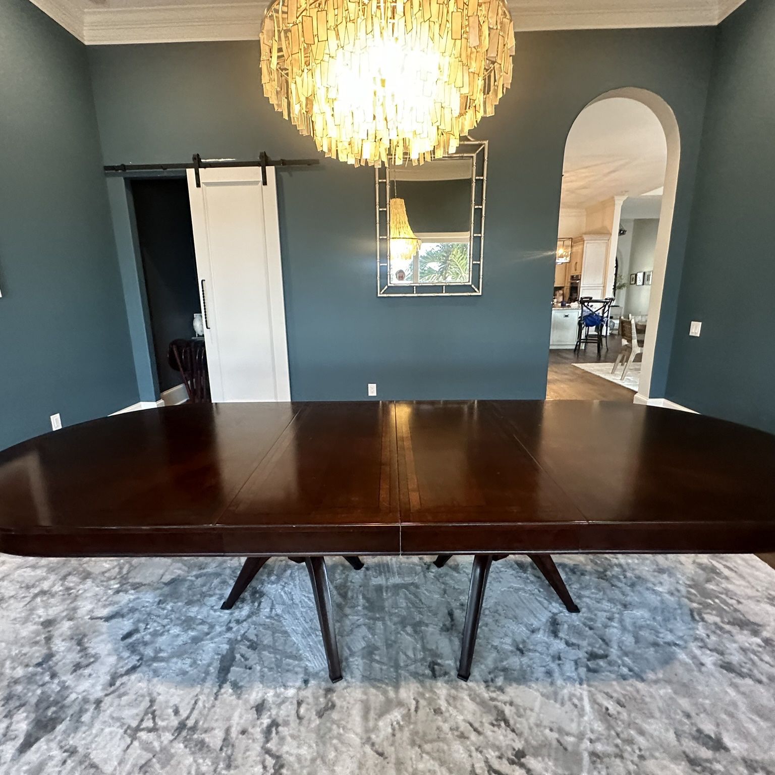 Must Sell today Beautiful formal Dining Table By Martha Stewart 