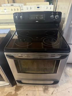 Kenmore electric Oven Range / Stove / Estufa