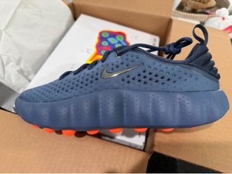 Nike Mind 002