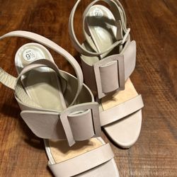 High Heels- Size 9.5