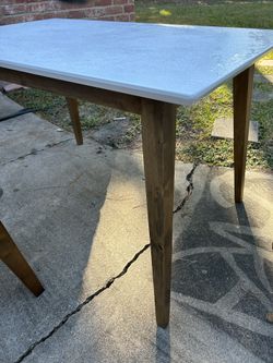 Table With 2 Chairs