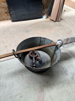 MEXICAN COOKING POT