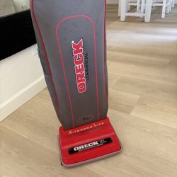 Oreck Vacuum 3 Years Old Not Working