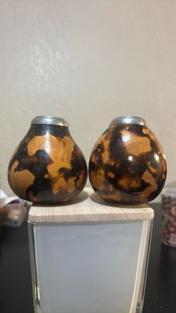 Pair of Handcrafted Natural Calabash Yerba Mate Gourds