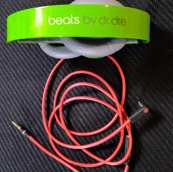 Beats Wired