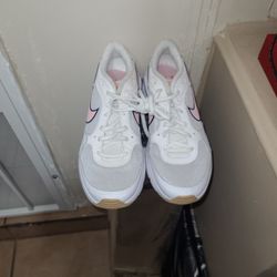 Nike Air Max Size 6y