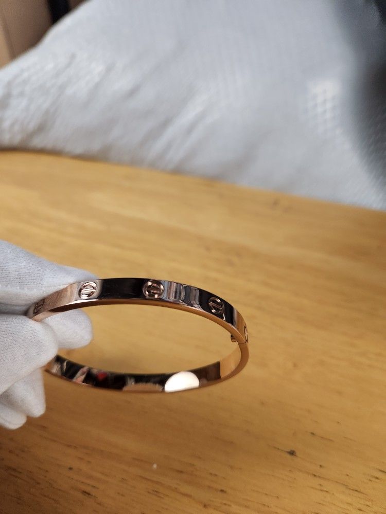 Rose Gold Love Bracelet Stainless Steel Gold Plated 