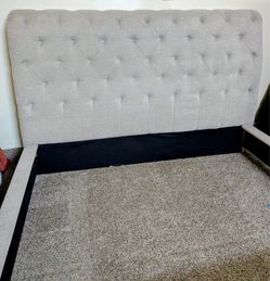 Sleigh Cal King Bed Tufted Ashley’s