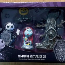 Nightmare Before Christmas 30Th Anniversary, Miniature Statues Kit
